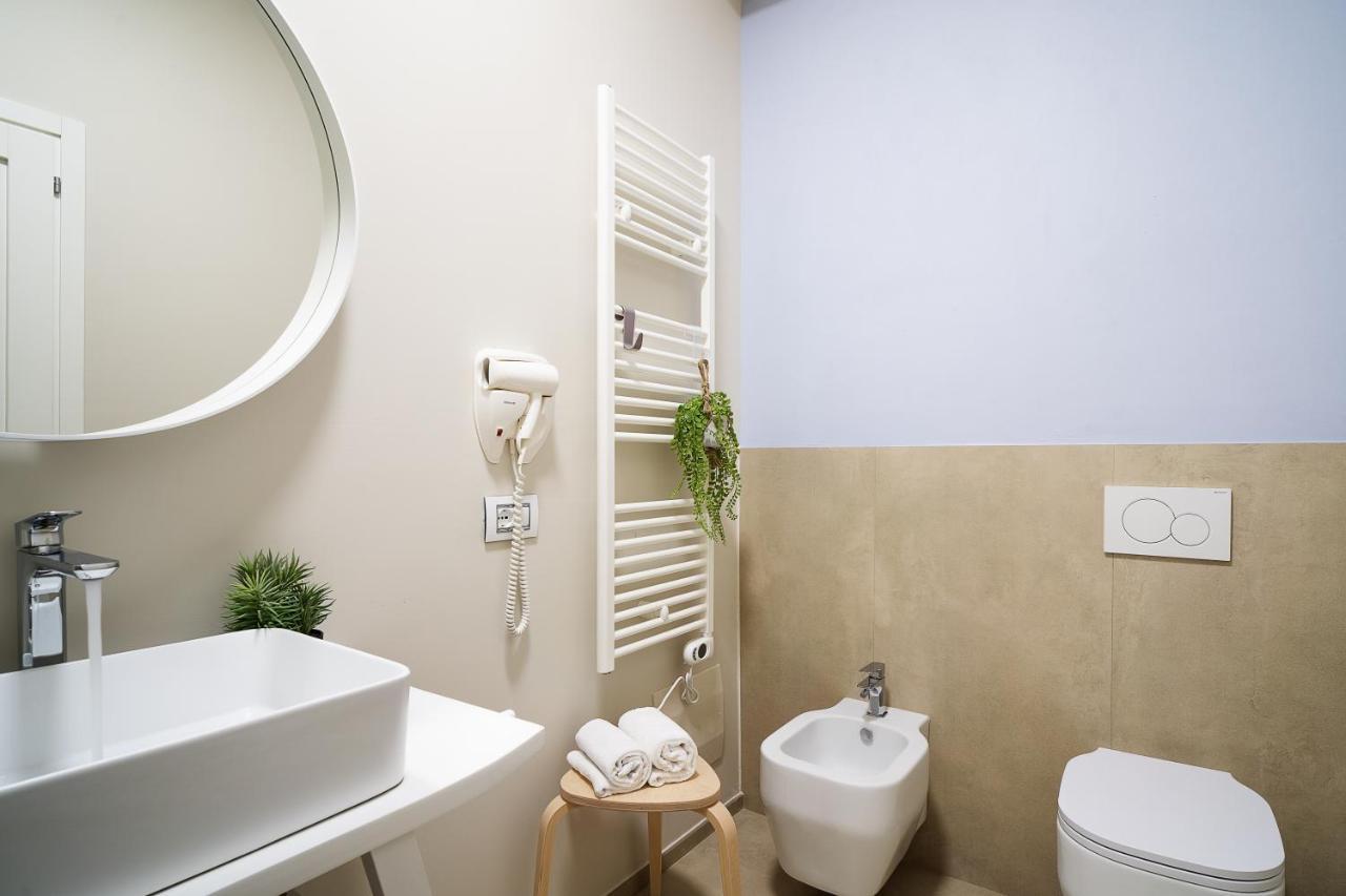 Enjoy Your Stay - Guest House - Olbia Bagian luar foto