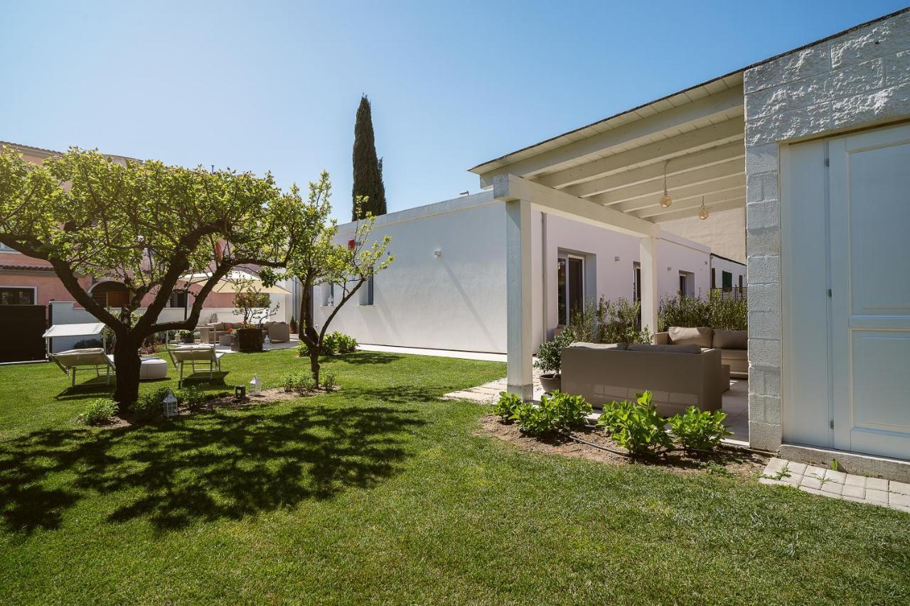 Enjoy Your Stay - Guest House - Olbia Bagian luar foto