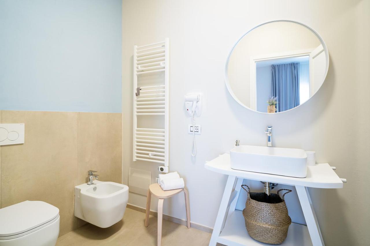 Enjoy Your Stay - Guest House - Olbia Bagian luar foto