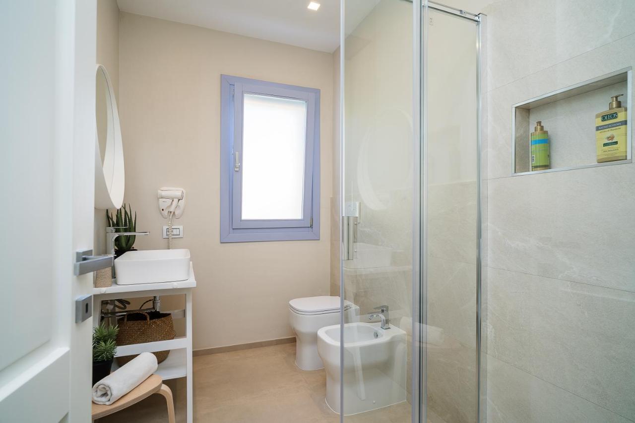 Enjoy Your Stay - Guest House - Olbia Bagian luar foto